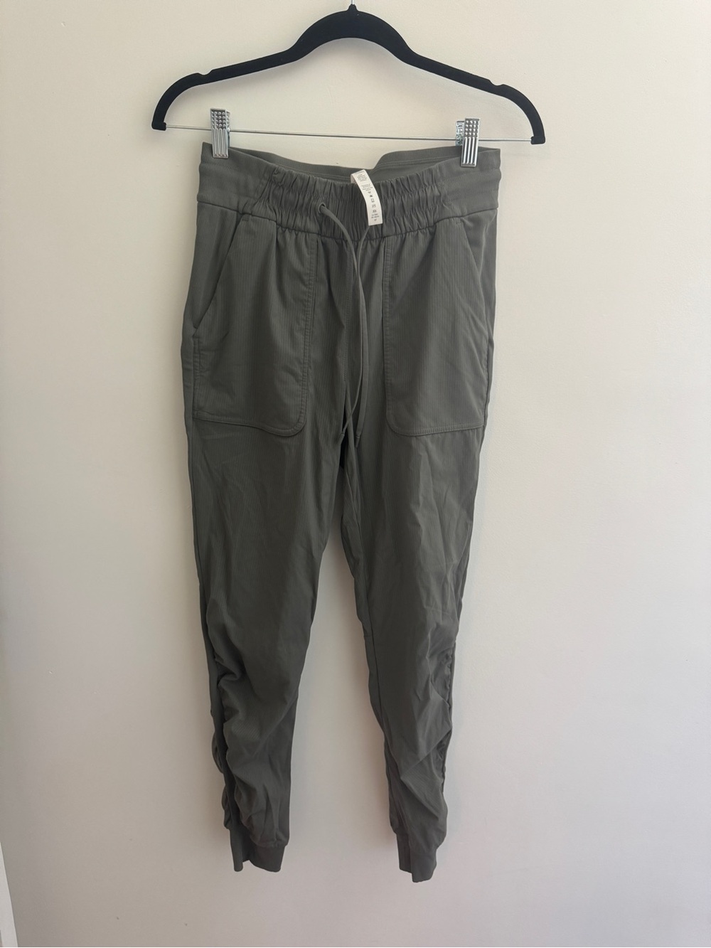 Lululemon beyond the studio joggers - Picture 2 of 4